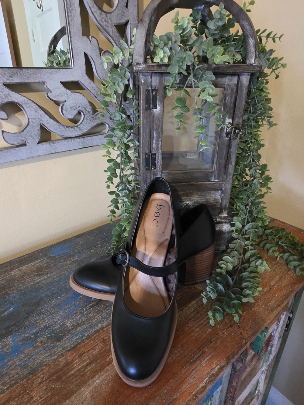 b.o.c. Black Mary Jane Block Heel Shoes